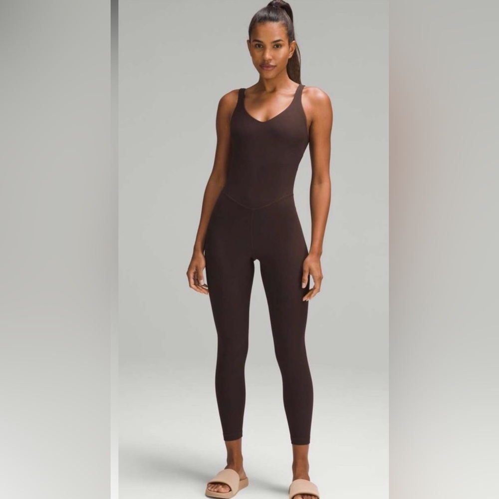 LULULEMON ALIGN RIBBED BODYSUIT 25” size 4